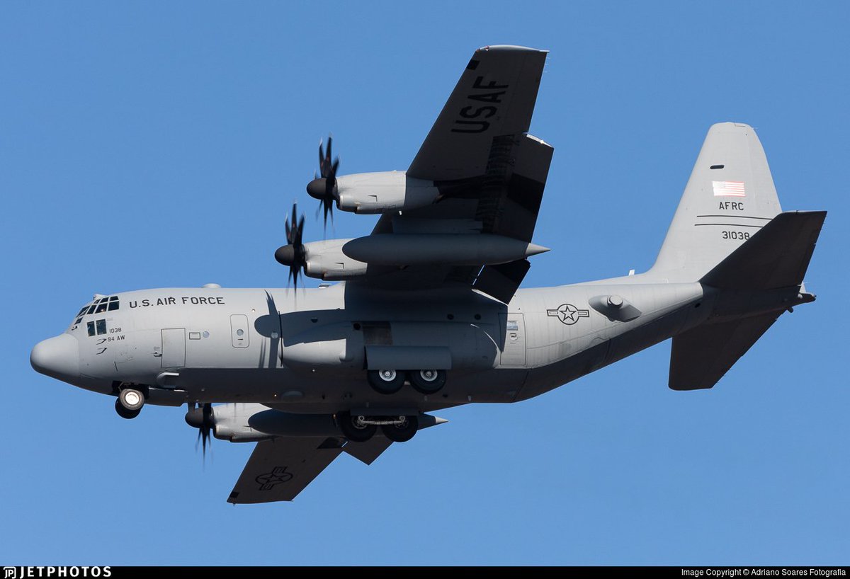 Dinlas3's tweet photo. 🇺🇸US Air Force (USAF) Lockheed C-130H Hercules w/ reg. 93-1038 as #ROGUE35 from 🇩🇯Camp Lemonnier, Djibouti to 🇸🇴Mogadishu, Somalia. #ADFDB8 @Borrowed7Time https://t.co/KN2eLlgGTy