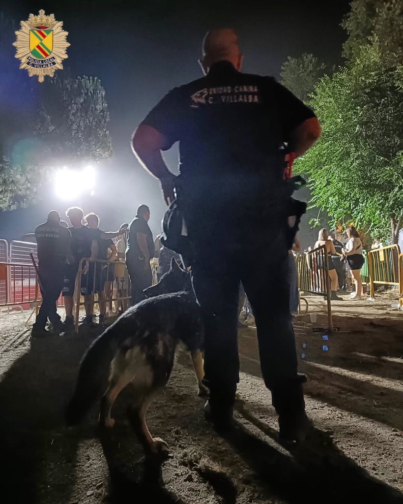 PoliciaVillalba's tweet photo. #Balance Fiestas Santiago Apóstol
➡️ 60 actas por tenencia 💊
➡️ 12 a la Ley de Seguridad Ciudadana
➡️ 8 detenciones junto #GCivil
➡️ Varias intervenciones en reyertas
➡️ Asistencia por intoxicaciones etílicas @protecvillalba
➡️ Y gran presencia de 👮🏻👮🏻♂️ en todos los eventos https://t.co/25NSqoEe9F