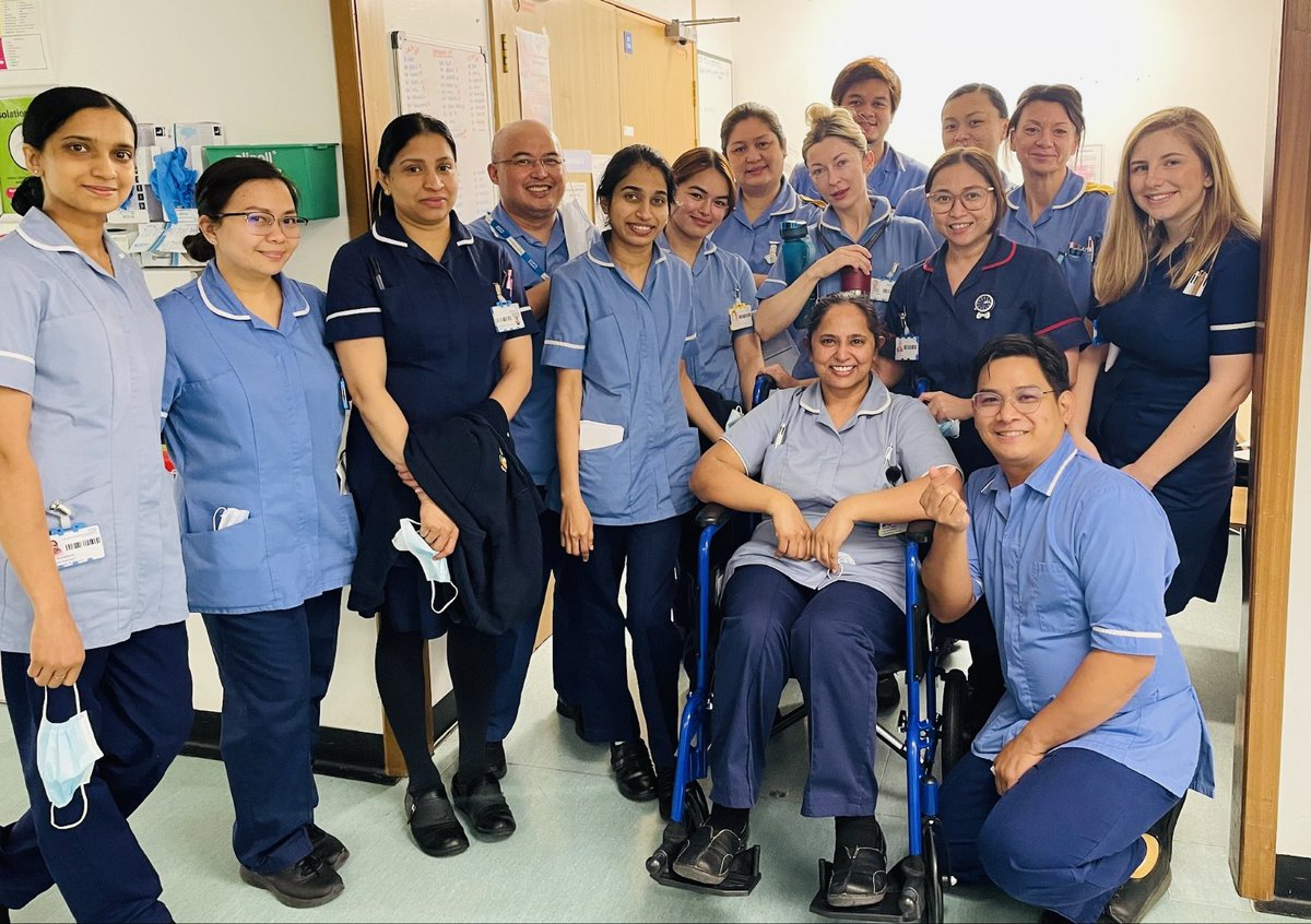 UHS_CCU's tweet photo. Thank you so much League of Friends, a volunteer led charity, for the equipment donations 💙 We now have a new wheelchair, whiteboard for our staff teaching and fans which are just in time for the heat wave. Thank you so much for the ongoing support 🫶🏼🫰🫀 https://t.co/ngYIUXzgAB