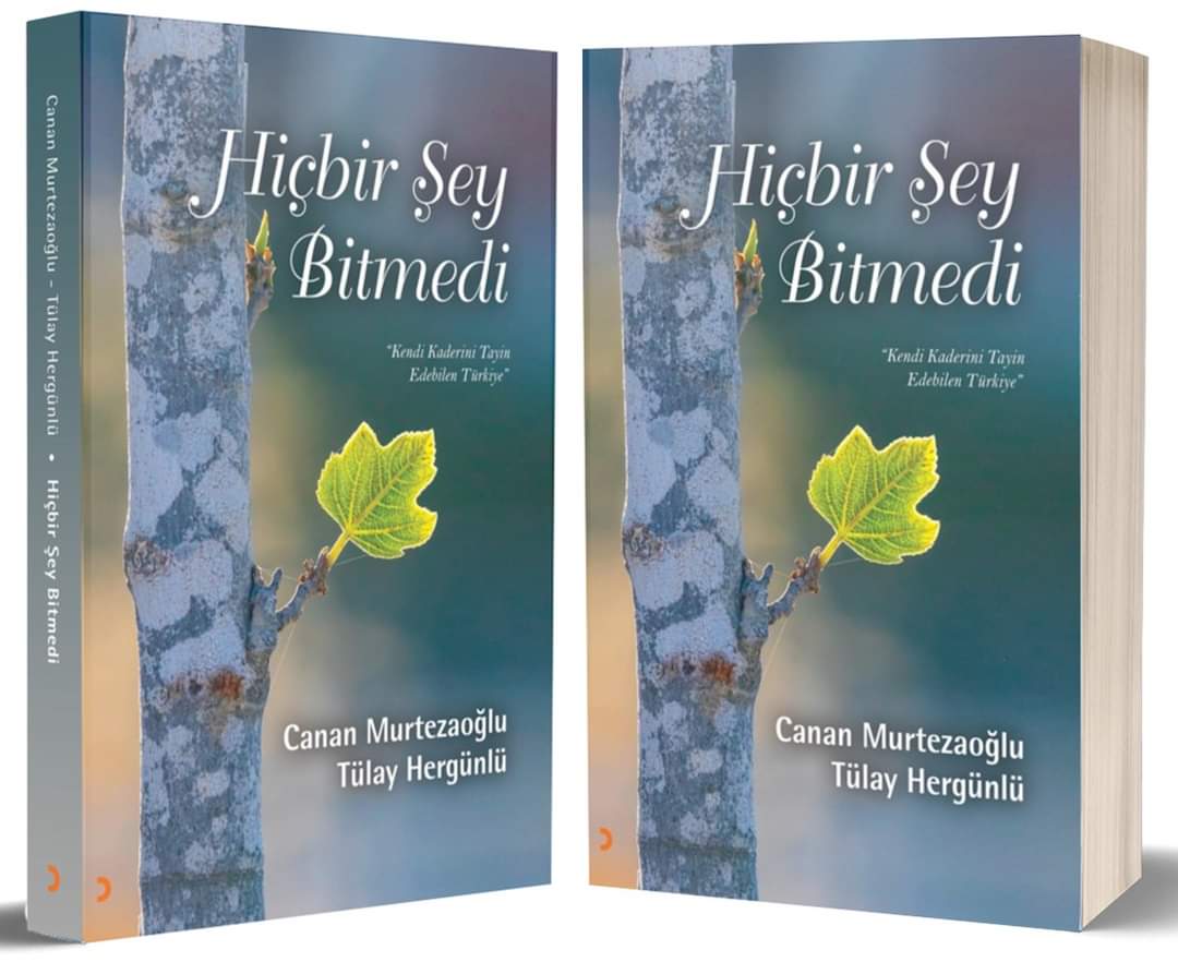 hergunlu's tweet photo. #yeniledik

Tülay Hergünlü-Canan Murtezaoğlu ekip çalışması olarak son yüzyılı harmanladığımız "Hiçbir Şey Bitmedi" adlı çalışmamızı, profesyonel bir font ve punto uygulamasıyla yeniledik. Okunması, faydalı olması dileğiyle...
@vatandasokumasi 
#hiçbirşeybitmedi
#kitap 
#cinius https://t.co/yLr0LMt8y5