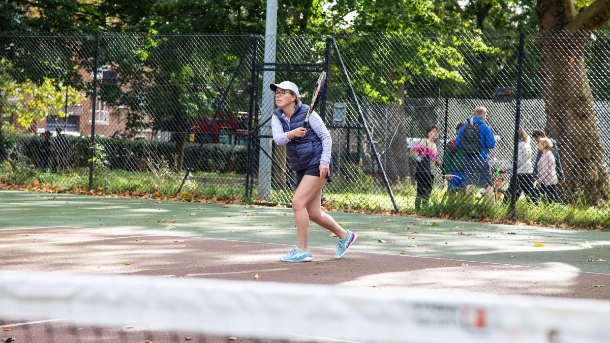 IslingtonLife's tweet photo. Check out Islington’s new Physical Activity Finder!
A great way to #DoSummer and find sport and physical activities in your area 🏃 🧘 🎾🏋 🤸
Browse the wide range of activities on offer, from boxfit to pilates, tennis to line dancing, there is something for everyone! ⬇️ https://t.co/oCo5kGzxC9