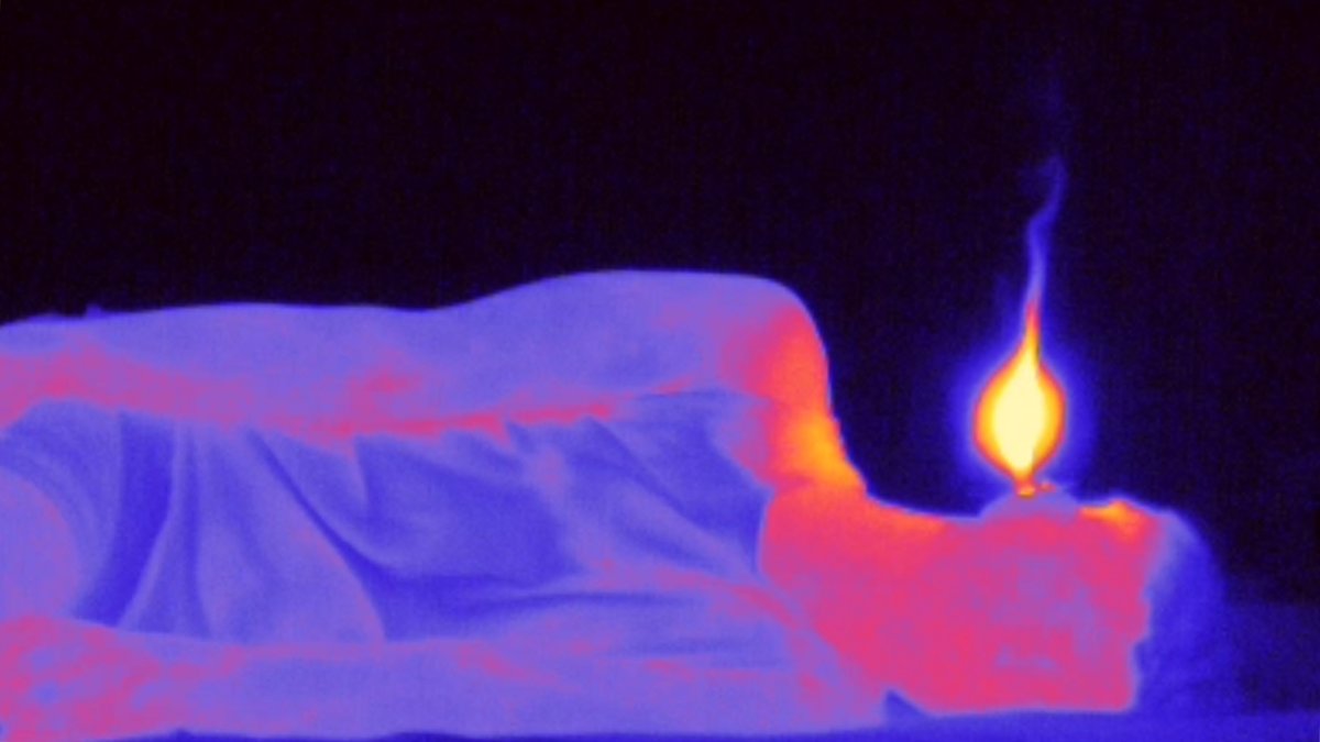 Das HMKV Video des Monats im August – vorgeschlagen von Niklas Goldbach:   
Vika Kirchenbauer: Untitled Sequence of Gaps (2020)

Zu sehen auf der Ebene 3 des <a href="/dortmunder_u/">Dortmunder U</a> sowie online hier:  hmkv.de/hmkv-video-des…

<a href="/IArns/">Inke Arns</a>