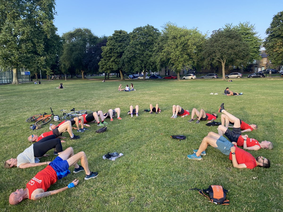 When the hottest day of the year coincides with a task to wash the Turnham Green mural with <a href="/AbundanceLondon/">Abundance London</a>! Lots of happy, cool GoodGymers in Hounslow
