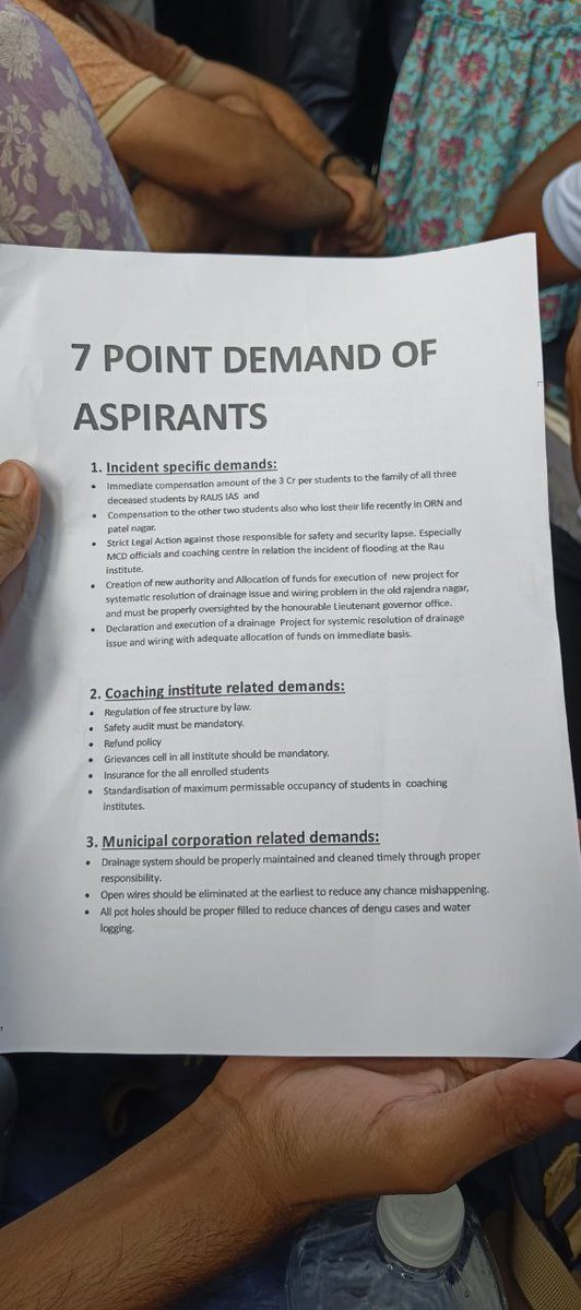 ashugupta1460's tweet photo. 7 point demand of aspirants 👇👇

#UPSC #UPSCCompensatoryAttempt https://t.co/JU2dUEAvbg