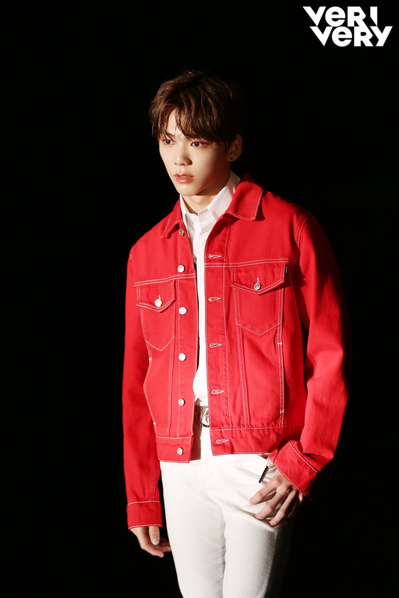 veri_daily's tweet photo. 🐕 #민찬 #MINCHAN #ミンチャン
.
.
#베리베리 #VERIVERY #VRVR #ベリベリ
#VERI_CHILL #TagTagTag https://t.co/4W1M1YRBQO