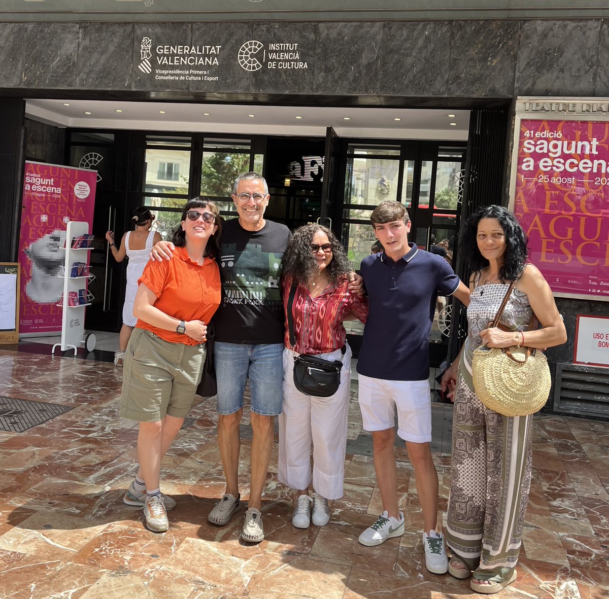 What a great privilege to screen this week Inma de Reyes' The Boy and The Suit Of Lights at La Filmoteca de Valencia and share it with the film's protagonists of some of the amazing people in Spain who supported the making of this special film. Thank you!