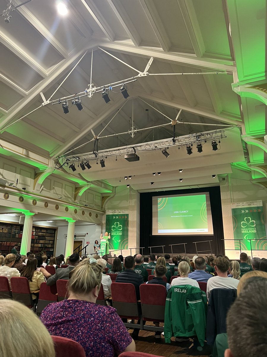 Delighted to here at the <a href="/TheRDS/">The RDS</a> today to celebrate the athletes who will be representing Team Ireland at the Paralympic Games this summer ☘️ 

<a href="/ParalympicsIRE/">Paralympics Ireland</a>