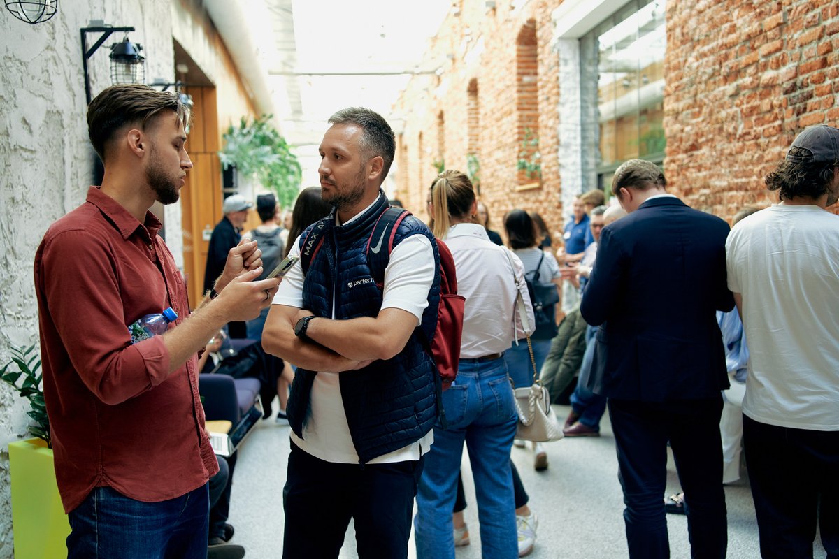 Alexander Nevedovsky tweet media