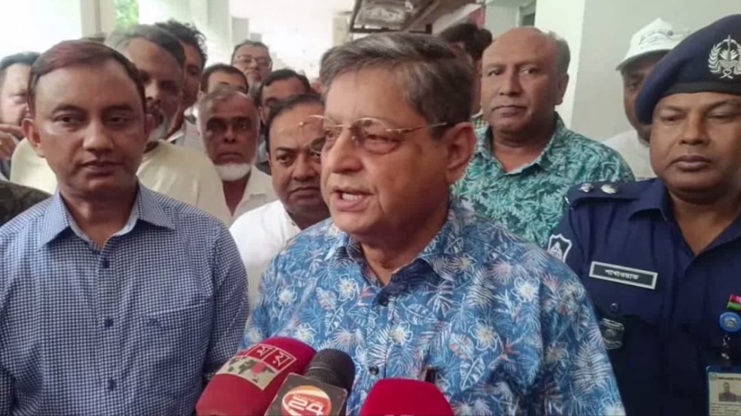 জামায়াতের ভূমিকা দেশদ্রোহীতামূলক, তাদের নিষিদ্ধ করার প্রচেষ্টা যথার্থ – গণপূর্ত মন্ত্রী