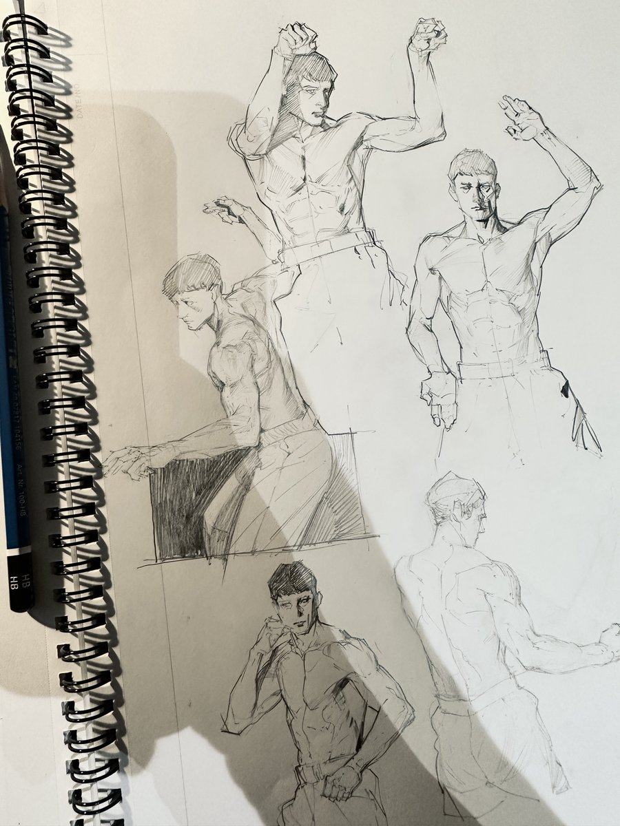 study croquis from @ganbarimuscle #正義のフリー素材  ご本人の筋肉写真を上げてくださってる素晴らしいアカウントです。ありがとうございます。