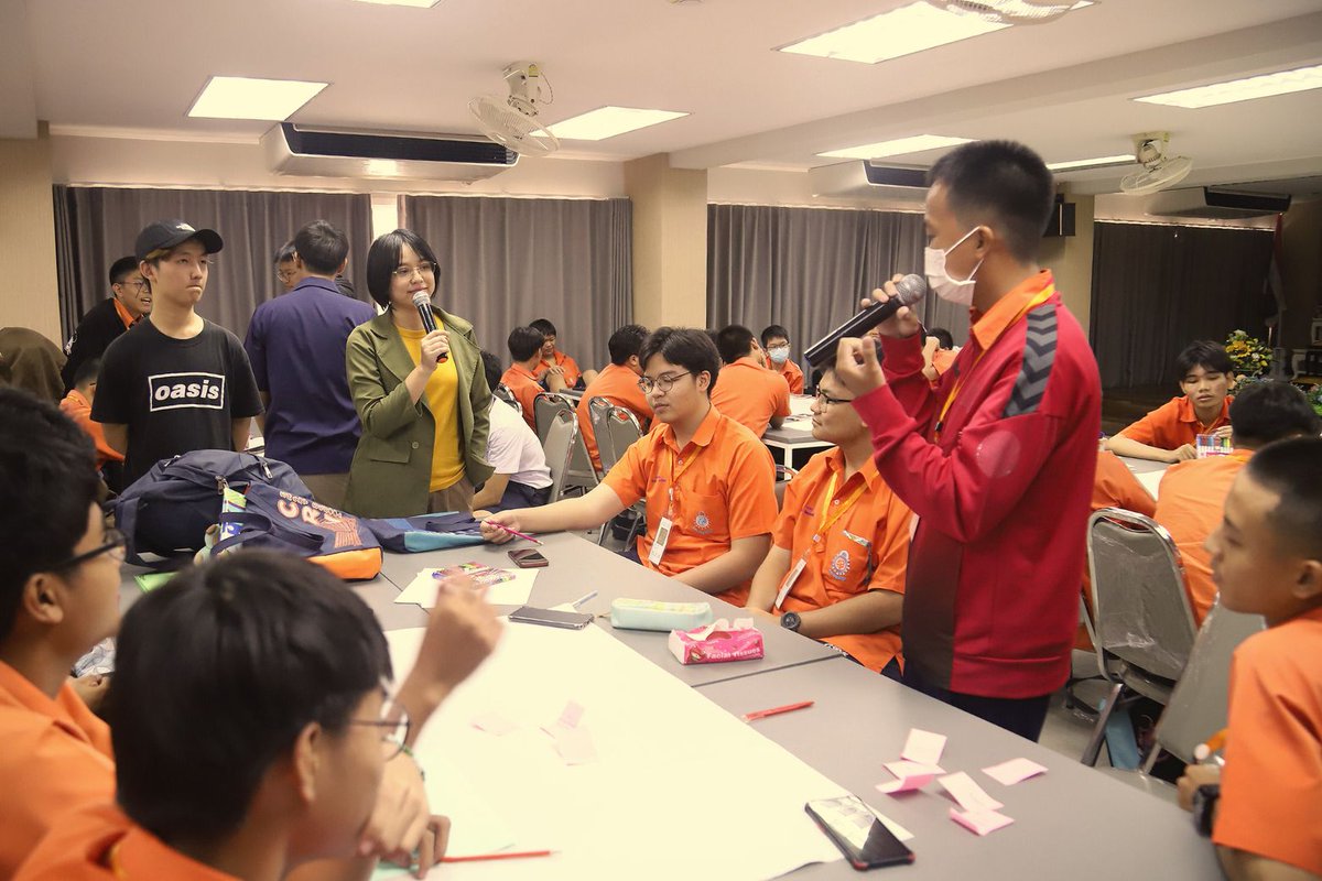 EngageMedia tweet media