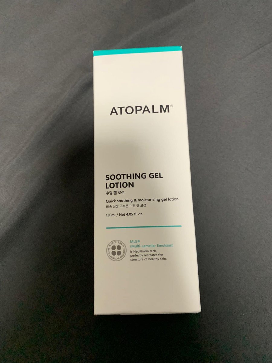 aumpi46_48's tweet photo. ส่งต่อ atopalm ของเค้าเอง
ซื้อมา 390 $
ส่งต่อ 290 $
ซื้อมาผิดสูตร ใครใช้สูตรนี้มารับต่อเลย🙏
ของแท้จาก convy
มีหลักฐานการซื้อ✅
#ส่งต่อสกินเเคร์ #ส่งต่อสกินแคร์มือ2 #สกินแคร์พร้อมส่ง #สกินแคร์รักษาสิว #สกินแคร์เกาหลี #atopalm #มอยส์เจอร์ไรเซอร์ #moisterizer #ส่งต่อคสอ #สกินแคร์ https://t.co/9VSGPpiBCN