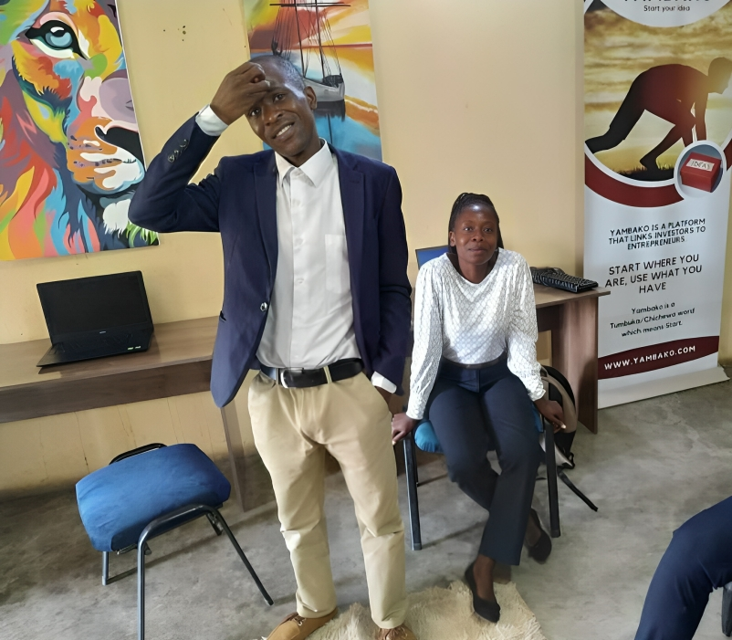 gdcmalawi's tweet photo. Happy New Month from the GDC Team! 🎉

We’re excited to kick off the month with renewed energy. 
Let’s achieve success together! #NewMonth #GDCServices #BusinessGrowth #MarketingExcellence #CareerEmpowerment https://t.co/cHYwTt3kdd