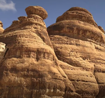 OMRcat's tweet image. #SaudiArabia
#NeolithicPeriod 6500 years ago
Had #monumentalbuildings
#Australian #archaeologists 
businesstoday.in/visualstories/…