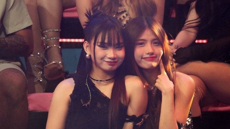 beluvkaia's tweet photo. happy gf daay, my AlGela! ⭐✨

#KAIA #AlGela #KAIAComebackWhen https://t.co/HfBEGT14j9