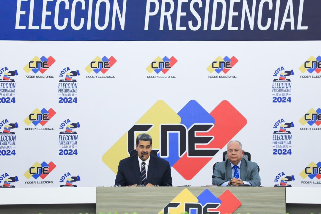 ¡Ganó la paz y la democracia! El Presidente <a href="/NicolasMaduro/">Nicolás Maduro</a> ha sido proclamado y adjudicado ante el CNE para el período 2025 - 2031. 

¡Triunfó la voluntad, el amor y la consciencia del pueblo venezolano! 🇻🇪
Vía <a href="/josemvasquez/">José Vásquez</a>