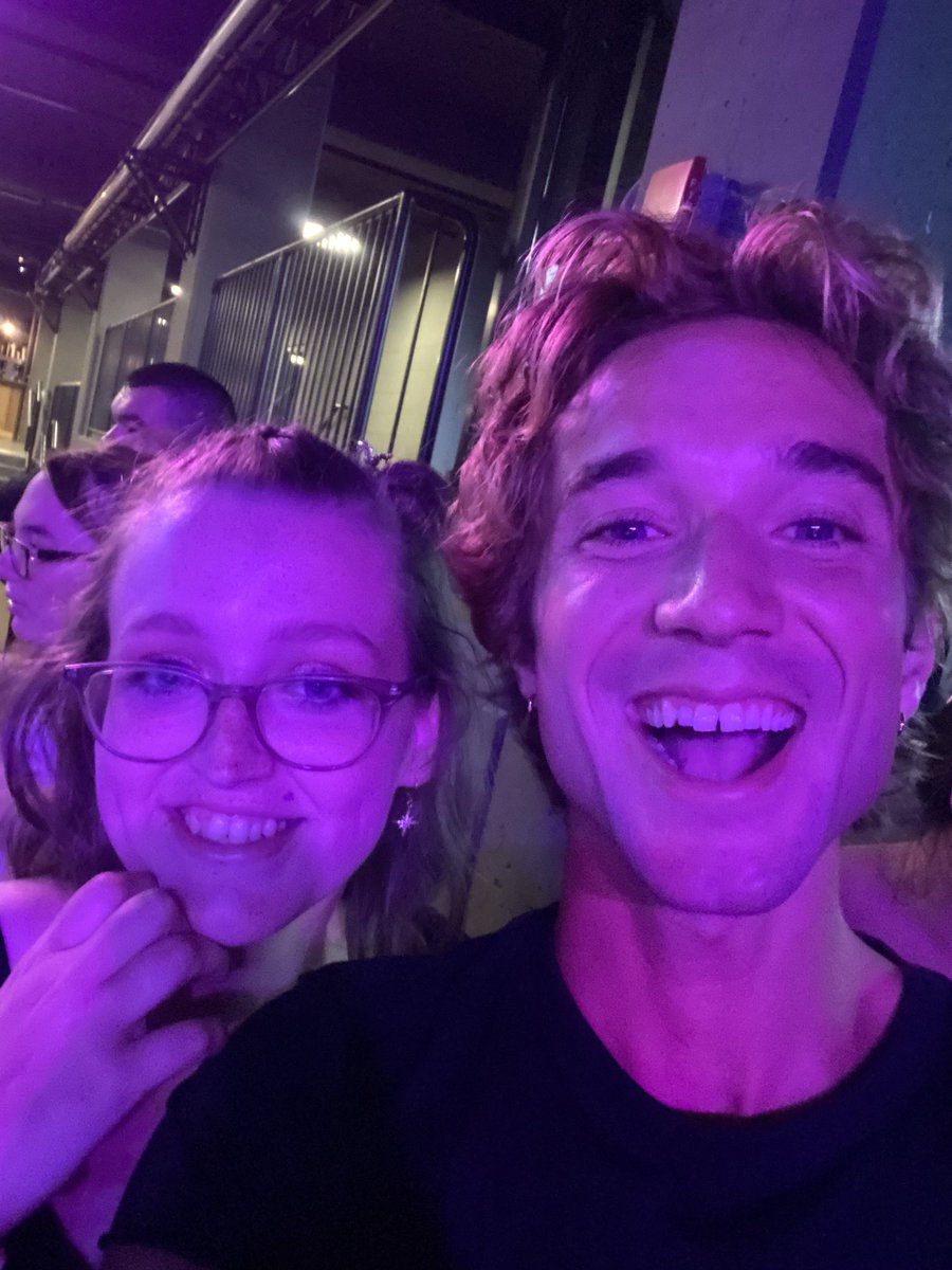 When you took my phone and flipped it I was both HONORED and AFRAID because I’m still paying on it 💀 i love you so much <a href="/SeaveyDaniel/">Daniel Seavey</a> you’re a fucking legend. Until next time ✨