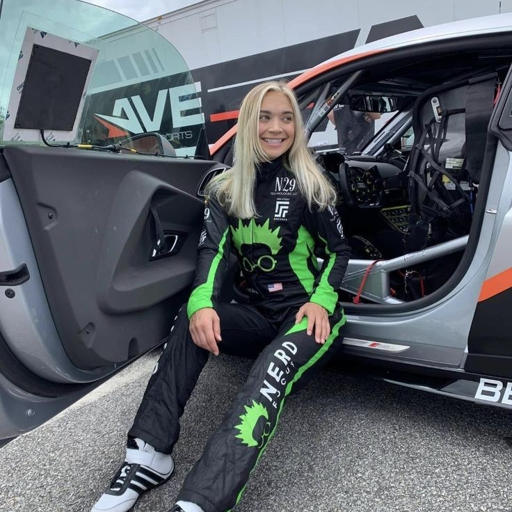 force44780's tweet image. Hello my lovely fans 💕😘