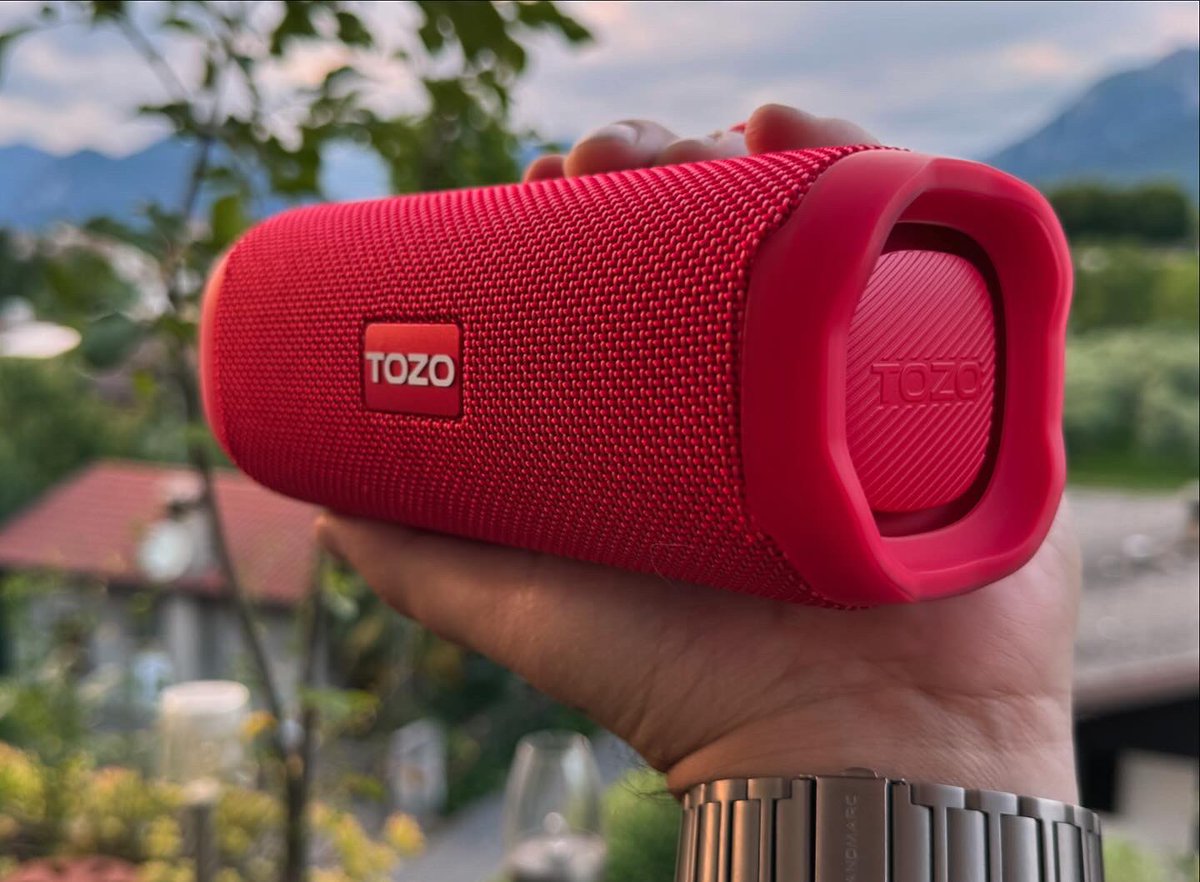 MikyAncona's tweet image. Tozo PA2 nella colorazione Red 
Ottimo speaker Bluetooth ! 
Like , condividete e iscrivetevi al canale ! 

youtu.be/3kLLnkPC6rY?si… 
#tozo #tozopa2 #mikyancona #speaker #sound #music #tech #Technology #bass