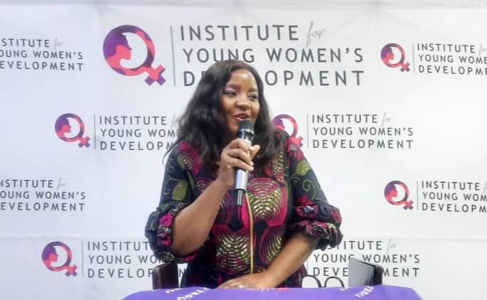 YoungWomenInst's tweet photo. The young women and women were equipped with the skills &amp; tools to boost confidence and self-awareness, &amp; to exercise agency &amp; power to advocate for the realisation of women's constitutional rights.
@glanyline @IrlEmbPretoria @sandyzenda @kmunemo @table_girls @WCOZIMBABWE https://t.co/mD7bm0ikgc