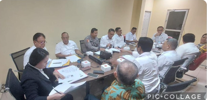 PoldaPosko70843's tweet photo. pelaksanaan anev dan gelar perkara dit resnarkoba polda sumsel #kriminal #poldasumsel #narkoba #keadilan https://t.co/dUoqz6nhr5