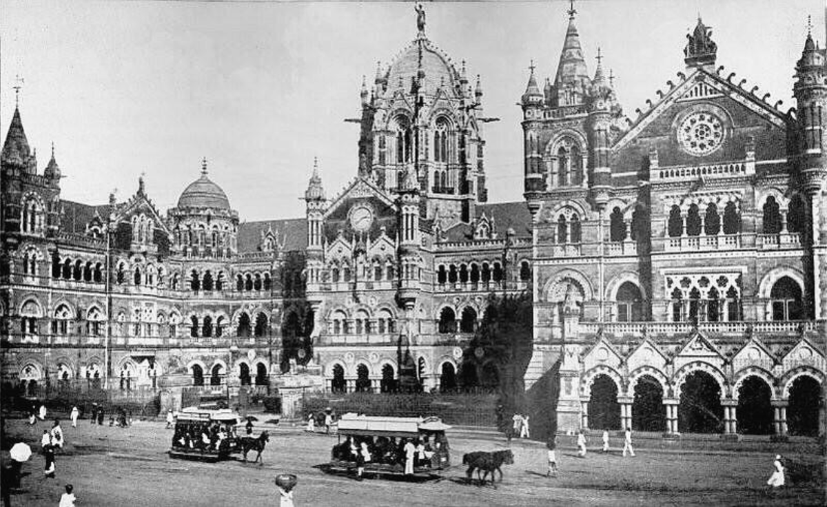 changnoi2018's tweet photo. #OTD 1 August 1905 - Horse drawn tram cars were closed down in Bombay. This service was started on May 9, 1874. https://t.co/LnWjjSUoKx