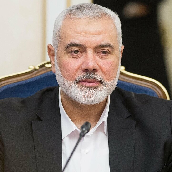 GlobeEyeNews's tweet photo. Israeli intelligence was able to locate Hamas leader Ismail Haniyeh’s location to drone strike him through WhatsApp. https://t.co/xrX5zvyFH9