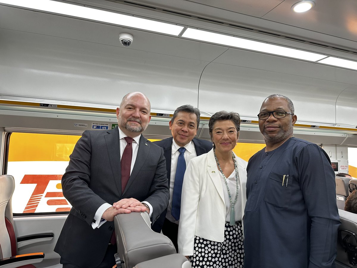 AmbGustavoNog's tweet photo. Inauguration of the passenger train connecting Dar es Salaam to Dodoma. A major infrastructure improvement that will foster further development and growth. Congratulations to the government of Tanzania! Hongera sana! 🇹🇿 👏🏼 https://t.co/qsrNKzdFRD