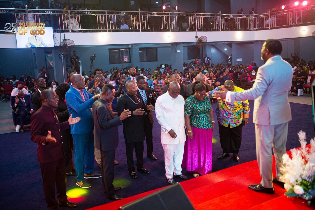 Prophet_Anto's tweet photo. Last night, we joyfully began our 25th Anniversary celebration and Temple dedication with Arch. Bishop Charles Agyinasare. A memorable evening filled with blessings and gratitude as we honor God's goodness. 
#25YearsOfGrace 
#TempleDedication 
#GodsGoodness https://t.co/KQRFqqnVkv
