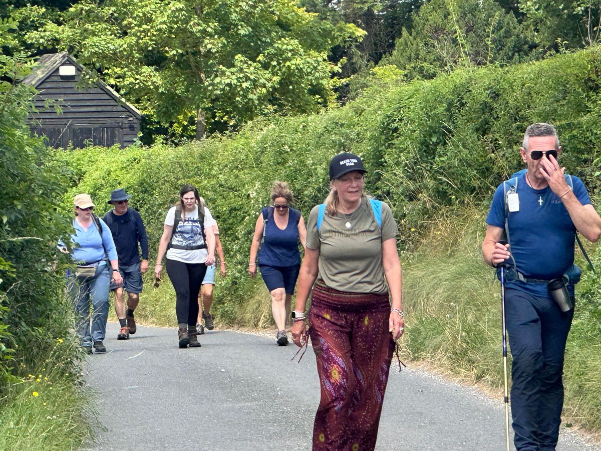 BootsOnAdventu1's tweet photo. On Sunday, Ben took us for a stroll between Shoreham and Eynsford. The walk started at Shoreham Filston Lane car park . We made our way through Shoreham along the Darent Valley Way to Eynsford, passing through hop fields, castles, and churches. #Shoreham #Eynsford #DarentValley https://t.co/ISmOMfPGiu