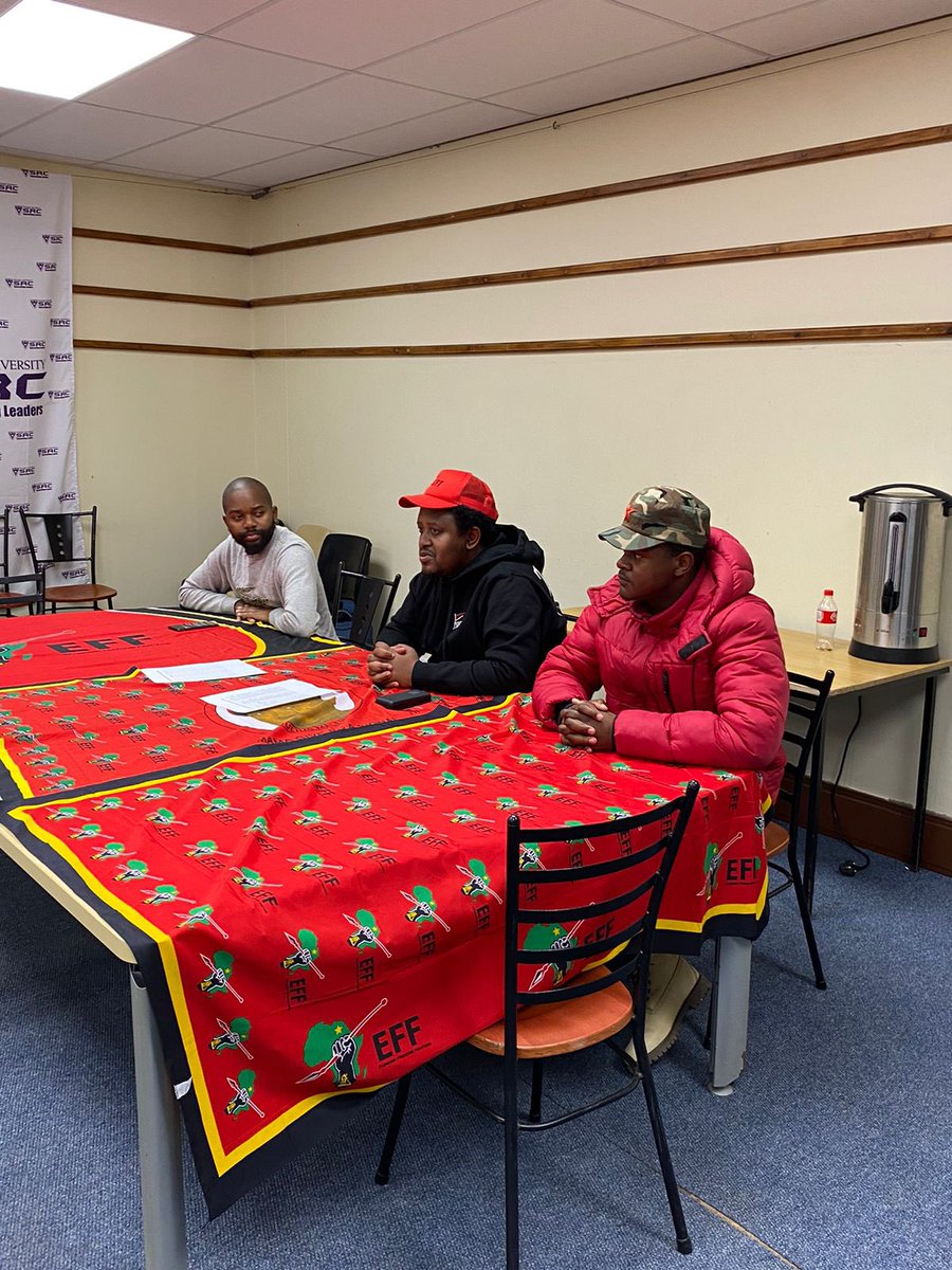 📸: Provincial &amp; National Leadership at Rhodes University. 

Phambili mfundi omnyama phambili! ❤️💚🖤