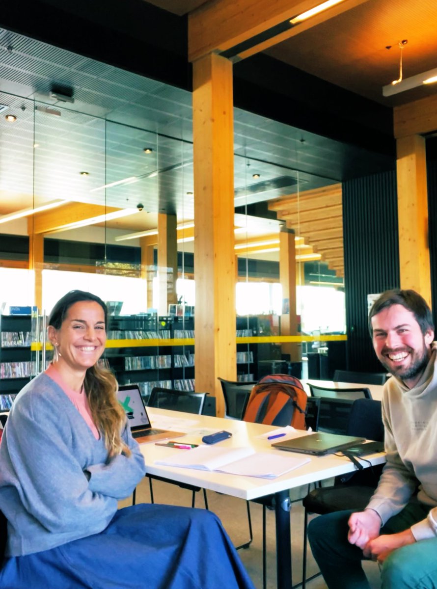 Perceive, think, create, do … share the learning with talented people, breathe … repeat ♻️✨

Innovating in education the lucky way with awesome <a href="/CalumLF/">Cal Lindsay-Field</a> . Thank you for such a ‘head spinning’ amazing morning. <a href="/learningcreates/">Learning Creates Australia</a> 👍