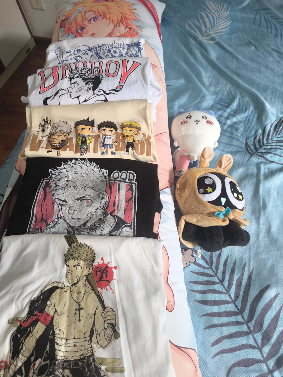 今天也是绝赞爱面的一天!!上次的衣服送了别人一件，希望大家都喜欢可爱小男孩~杯面!!