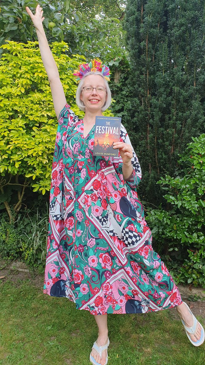 My thriller #TheFestival is out in all formats TODAY &amp; I'm being my usual low-key self. 
Festival flower tiara - tick!
Festival kaftan dress - tick! 
A story about a sunny festival with a VERY dark side - tick! 
Think Glastonbury meets Stephen King... 
ow.ly/Jki750SCZgQ