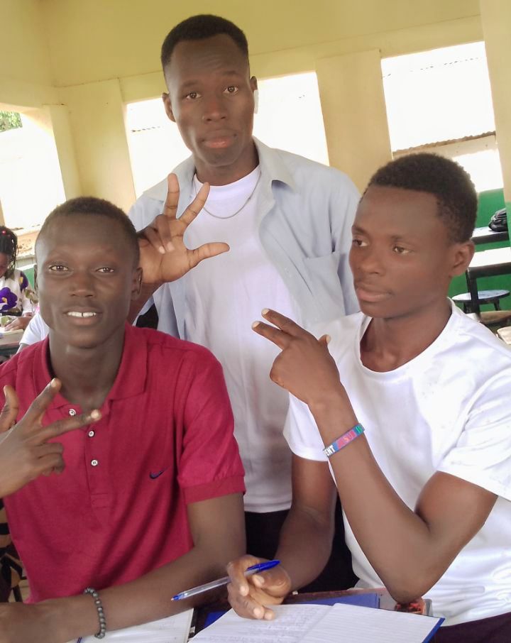 Babes smash one ....And pass the rest...
😊😊😊☺☺