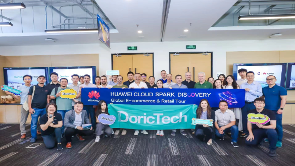 DoricTech's tweet photo. 🚀 On July 26, 2024, DoricTech welcomed Huawei and clients from Southeast Asia, Africa, and the Middle East to our G7 Connect Beijing HQ for a logistics peer communication event. 
Our team showcased the IoT BI Dashboard, demonstrating end-to-end visibility and digital logistics. https://t.co/R0KsfSi1hC