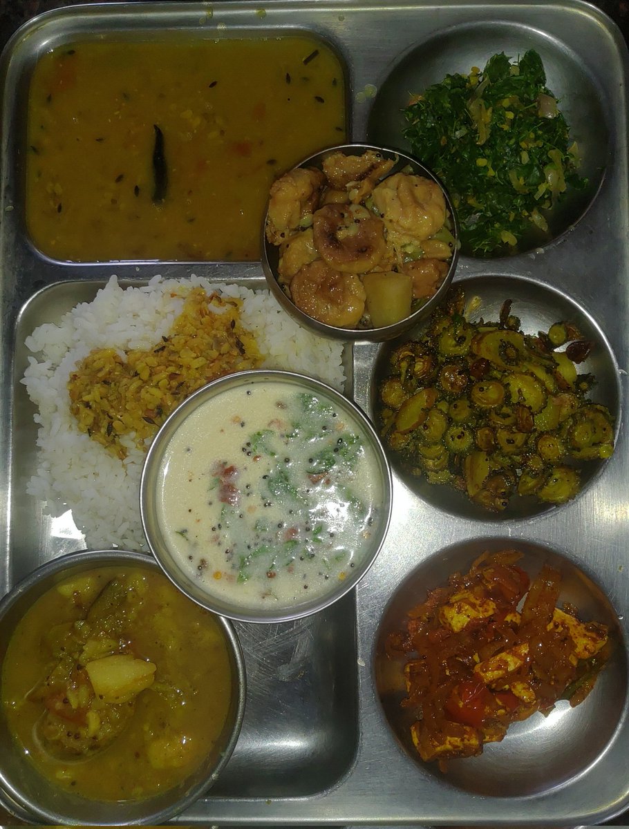 vernaculartube's tweet image. Lunch #SambalpuriDay 😋