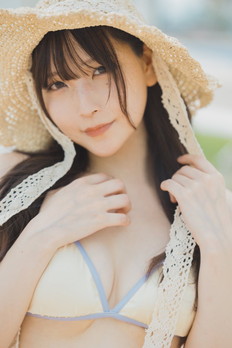 あまつまりな
オフィシャルファンクラブ
『 CLOSET▽ 』5周年記念写真集

2.8次元以上の会員様限定
ここでしか手に入らない夏のあまつです☀️

8/2 18:00〜販売開始！
数量限定販売となりますので
お早めにご購入ください🙏

https://t.co/7ZTiUE8HbI https://t.co/HLUbePlLt1