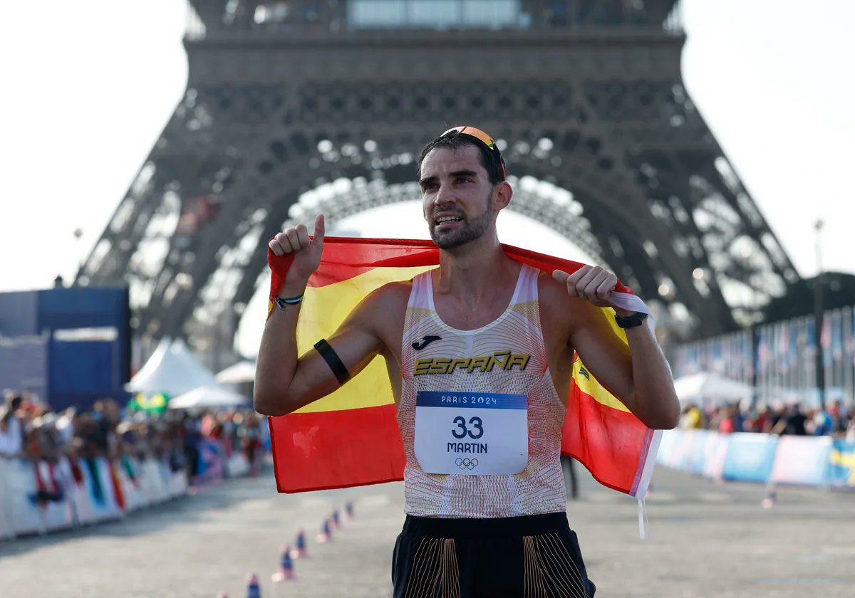 .<a href="/Alvaroatletismo/">Álvaro Martín Uriol</a> a RTVE tras ganar el 🥉BRONCE en #Paris2024:

💬 “Soy un tío muy normal de un pueblo de 6.000 habitantes del sur de Extremadura, de un club extremeño”.

💬 “Ganar una medalla olímpica es esperanzador para otros que vean en mí a un tío normal de carne y hueso”.