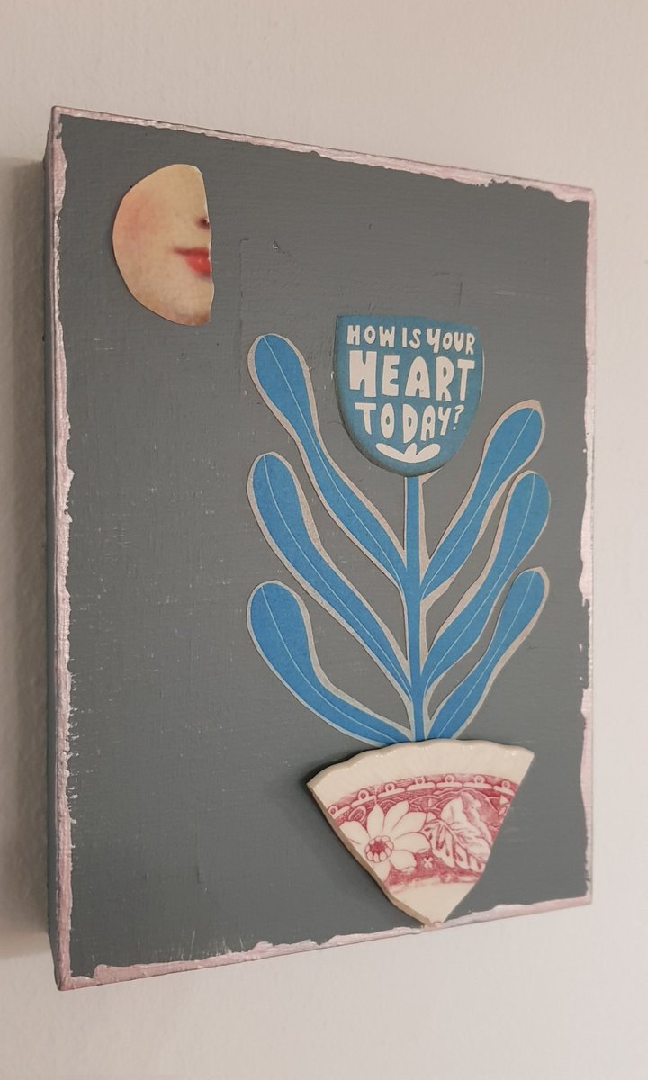 TeenaLeitow's tweet photo. How is your heart today?
#mixedmedia
#collage
#assemblage
#Cleanupthebeach
#Scherbenbringenglück
#upcycling
#art
#artbyTeena https://t.co/QlBxNgaZGL