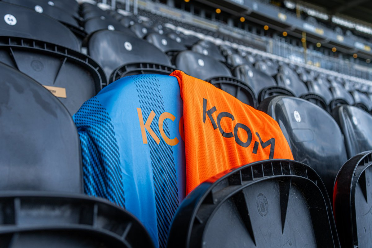 KCOMhome's tweet image. We’re gearing up for a striking event at the MKM this week with @HullCity and @Kappa_UK - We can’t wait to introduce our latest KCOM Kits winners. Back of the net!🐯#HullCity #Kappa #KCOM #kcomkits