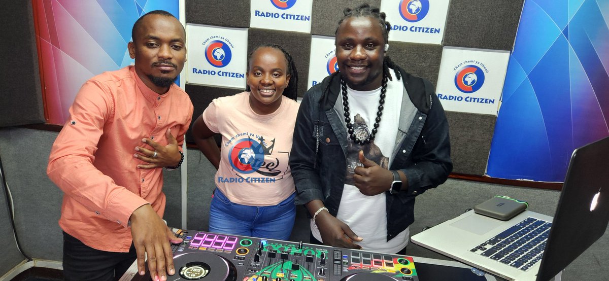 RadioCitizenFM's tweet photo. Ni #WayBackThursday Hapa ndani ya #WaksTikiTaka
Tune in upelekwe na mtaratara ya TBT ukiwa naye @AQtee , @bensu_mk na @Ronixxthedon
Kazoze๐ฅ
#WaksTikiTaka
#RadioNumberOne https://t.co/UoQst5bi5O