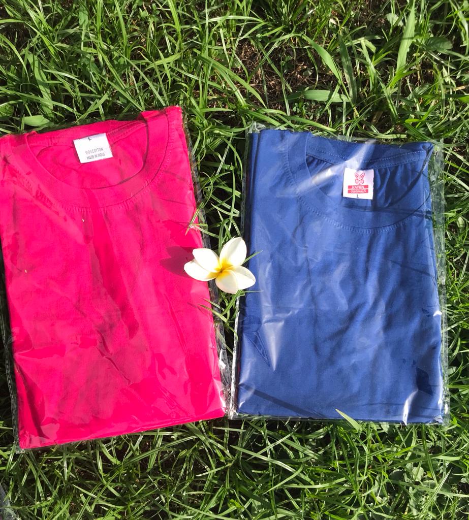 LoexFashion's tweet photo. Only one solution, by more round necks 
Plain cotton ₦3,500 each/₦9,800 for 3
Designer Cotton ₦14k each

https://t.co/GUy6Ct6jqw https://t.co/zEcbM0Sni9