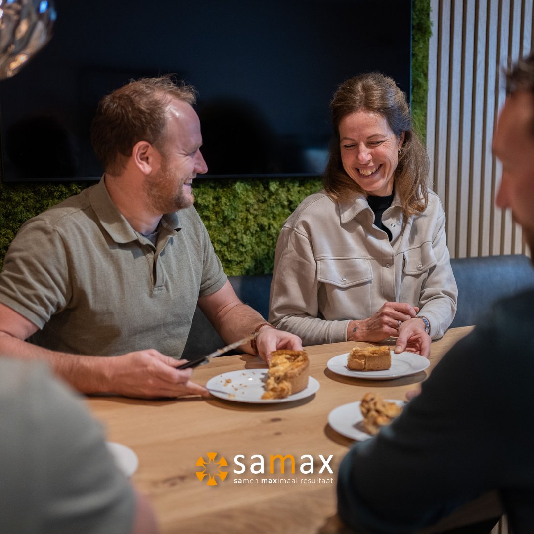 Tijd voor taart! 🎂

Het is vandaag precies 13 jaar geleden dat 6 verschillende tomatenkwekers besloten om het energiemanagement gezamenlijk te professionaliseren en daarmee Samax oprichtten. 

Ons streven is nog altijd onveranderd: 𝘀𝗮men 𝗺𝗮𝘅imaal resultaat.