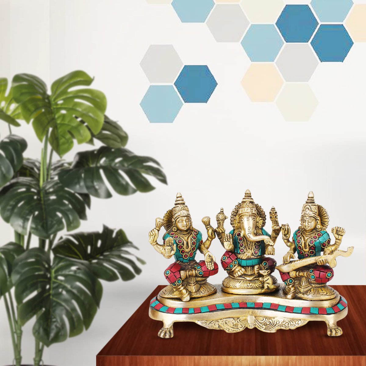 svarupart's tweet photo. Transform your space with the divine trio of Ganesha, Lakshmi, and Saraswati!🌿✨ This beautiful statue brings wisdom, wealth, and protection to your home or office. Perfect for your pooja room or as a thoughtful gift for weddings and housewarmings. 🕉️ #homedecor  #ganesha #laxmi https://t.co/en9uduF8wY