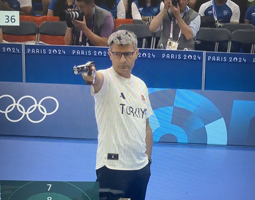 Ömür Özdemir tweet media