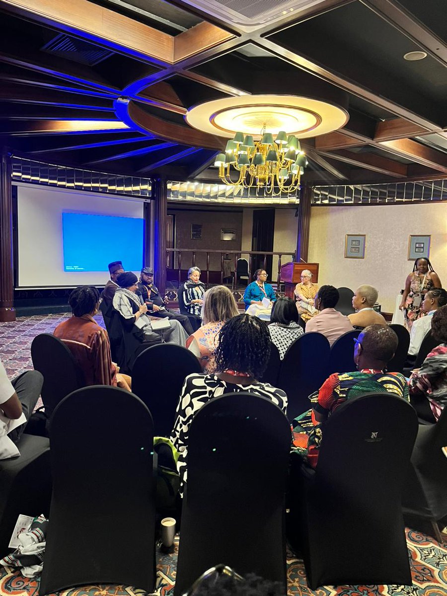 On the afternoon of 31st July, a parallel session jointly organised by Harambee-Ubuntu and Adoye and moderated by Leila Hessini brought together practitioners to reflect and re-center conversations on the importance of centering our philanthropic narratives and securing