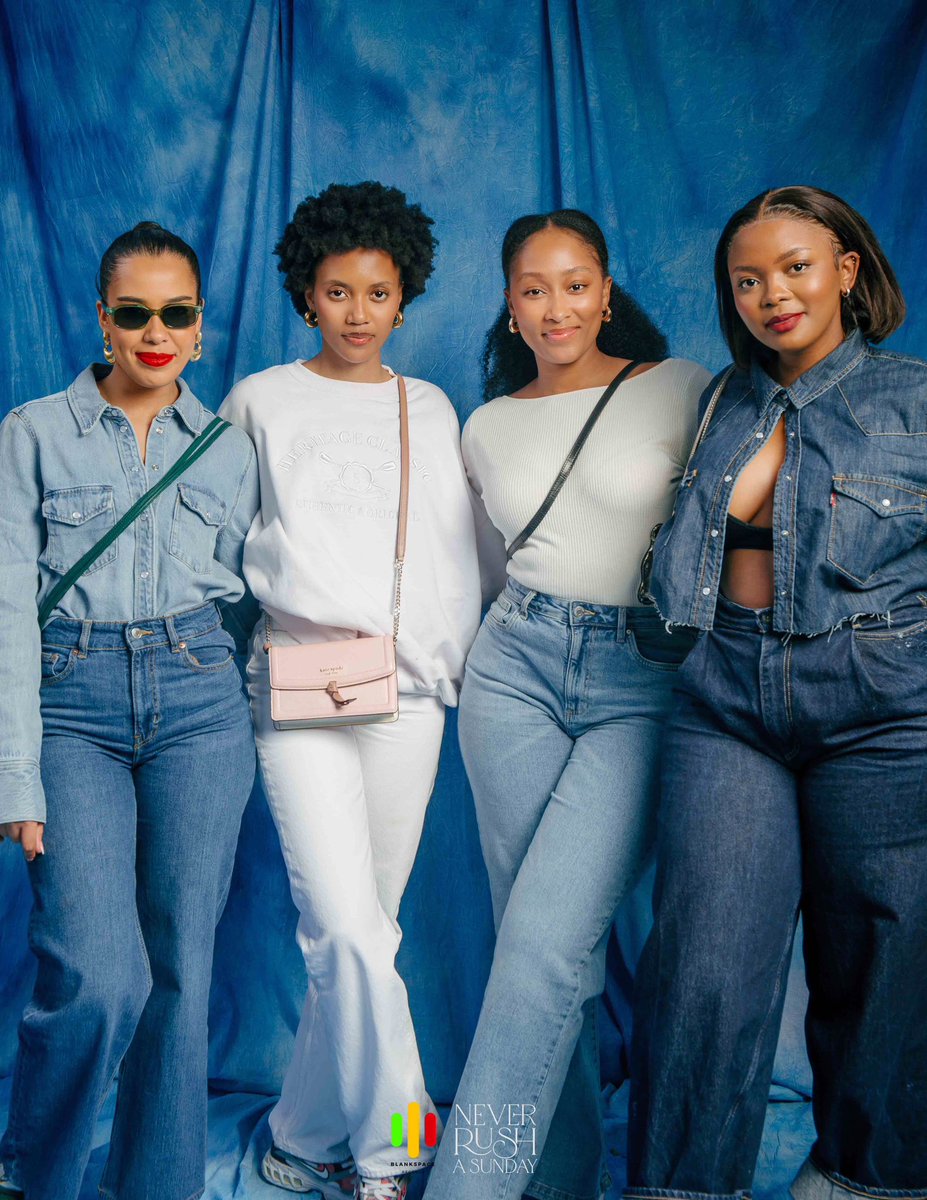 lisakhat_'s tweet photo. Never Rush A Sunday with my girls 💙

Outfit by @LEVIS https://t.co/no27yz6M8x