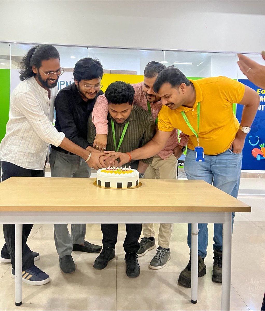 Mtap_Tech's tweet photo. Celebrating Our July Borns! 🎂
We had a fantastic time celebrating all the July birthdays in the office with a delightful cake-cutting ceremony. Cheers to another year of success and joy for our amazing team members!

#birthdaycelebration #birthdaycake #mtap #mtaptechnologies https://t.co/2HVTwmO9hP