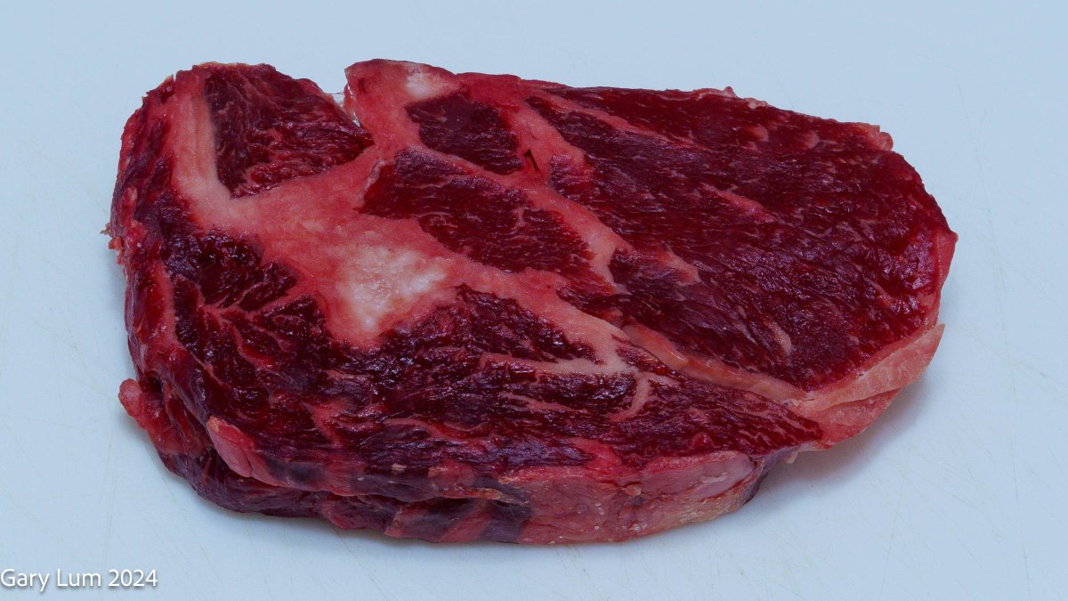 Yummy_Lummy's tweet image. Pan-fried scotch fillet steak from Woolworths with some butter. #meat #meatisgood